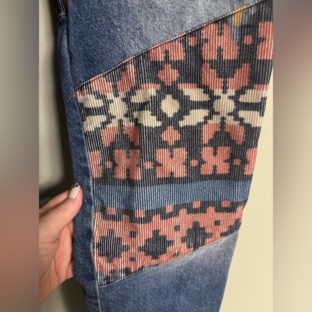 We The Free People Rocky Mountain Straight Leg Jeans Size 24 Boho Patchwork - Picture 3 of 9
